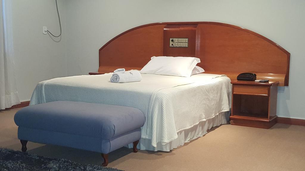 Cristal Executive Hotel 3*